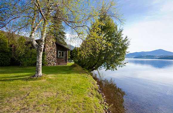 10 Charming Lakeside Cottages For Summer Smartertravel