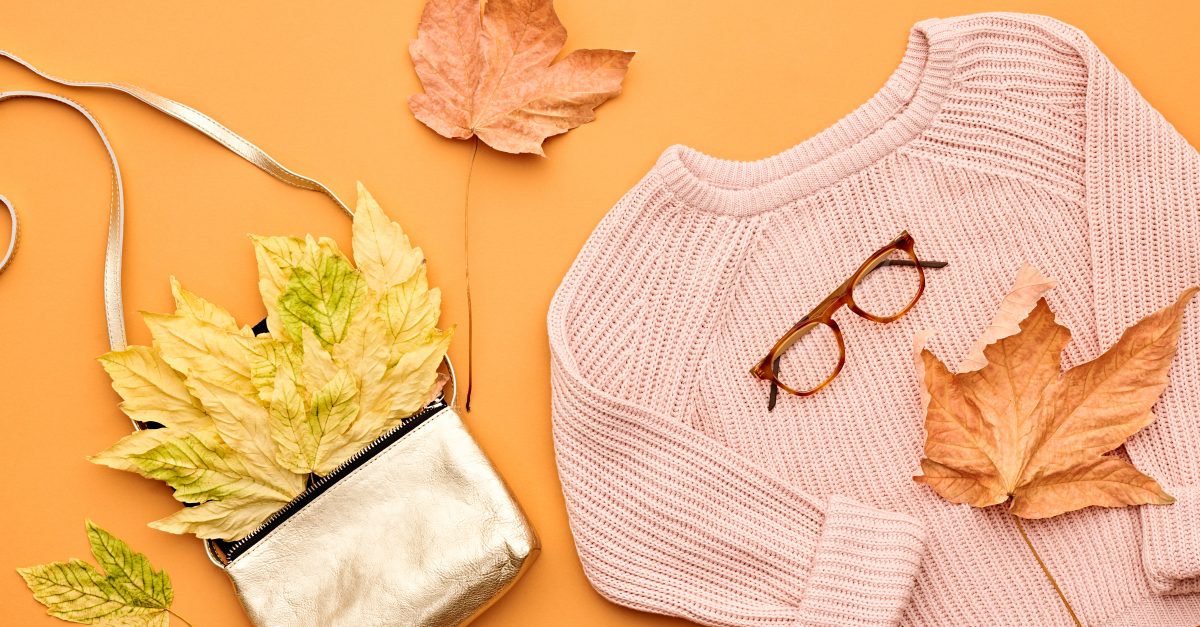 9 Things to Pack for Unpredictable Fall Weather | SmarterTravel