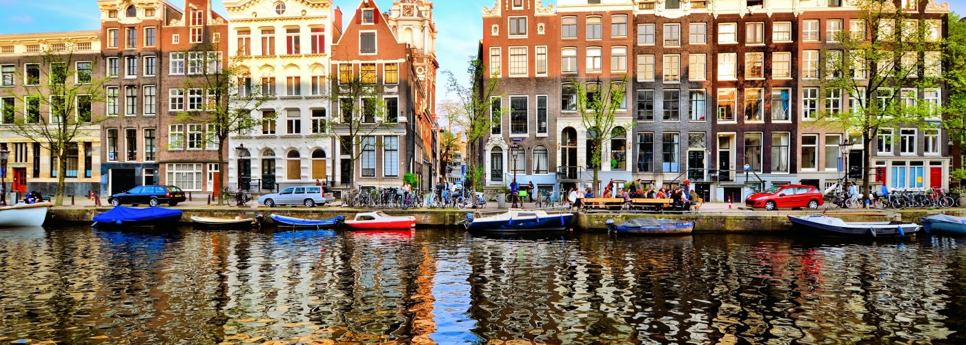 Tips On Amsterdam Warnings Or Dangers Stay Safe   Shutterstock 196031342 1400x500 