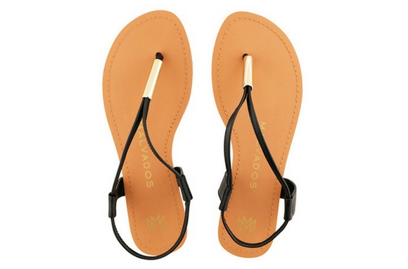 9 Lightweight Summer Sandals Perfect for Packing - SmarterTravel