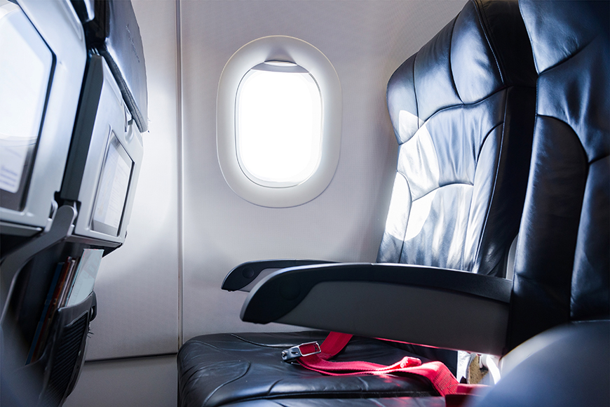 6 Ways to Survive the Middle Seat on an Airplane | SmarterTravel