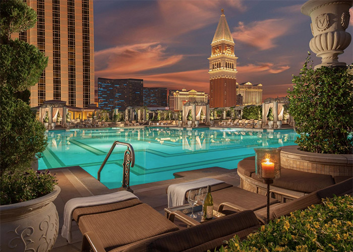 10 Best Las Vegas Hotel Pools