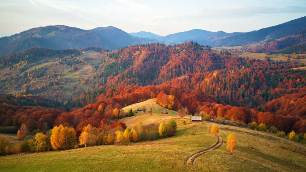 10 Quintessential Fall Weekend Trips