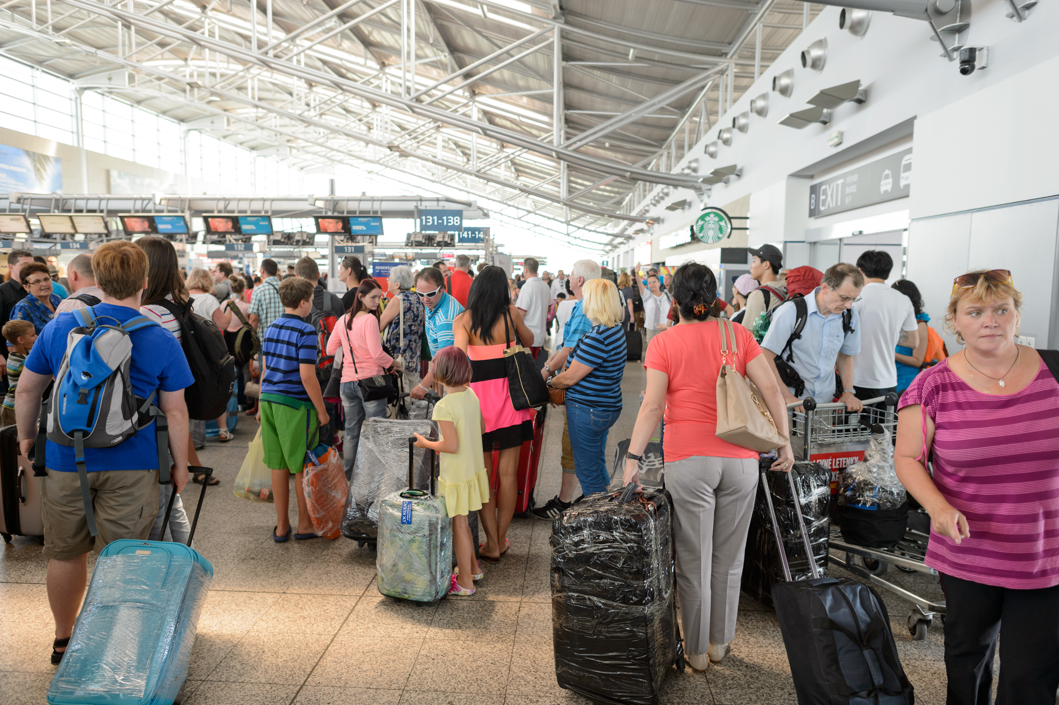 The 10 Worst Kinds Of People At Airport Security, According To Reddit