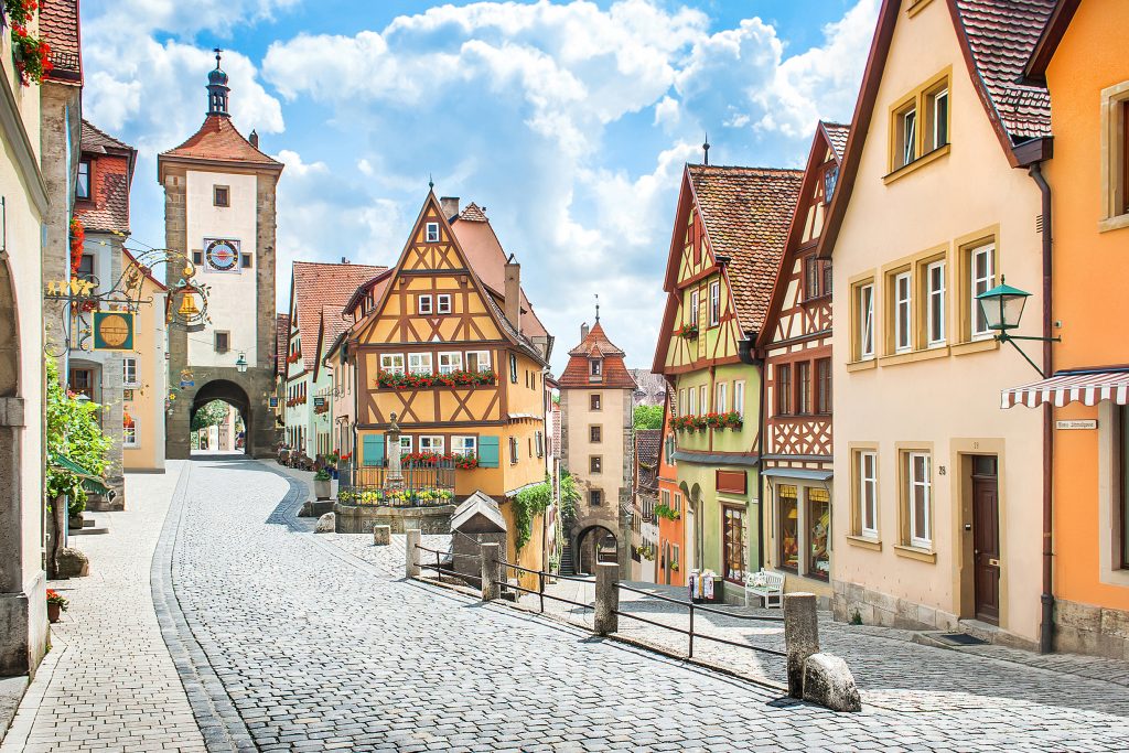 Tipping in Germany: The Germany Tipping Guide