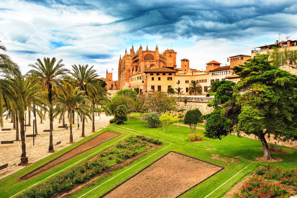 palma spain tourist attractions