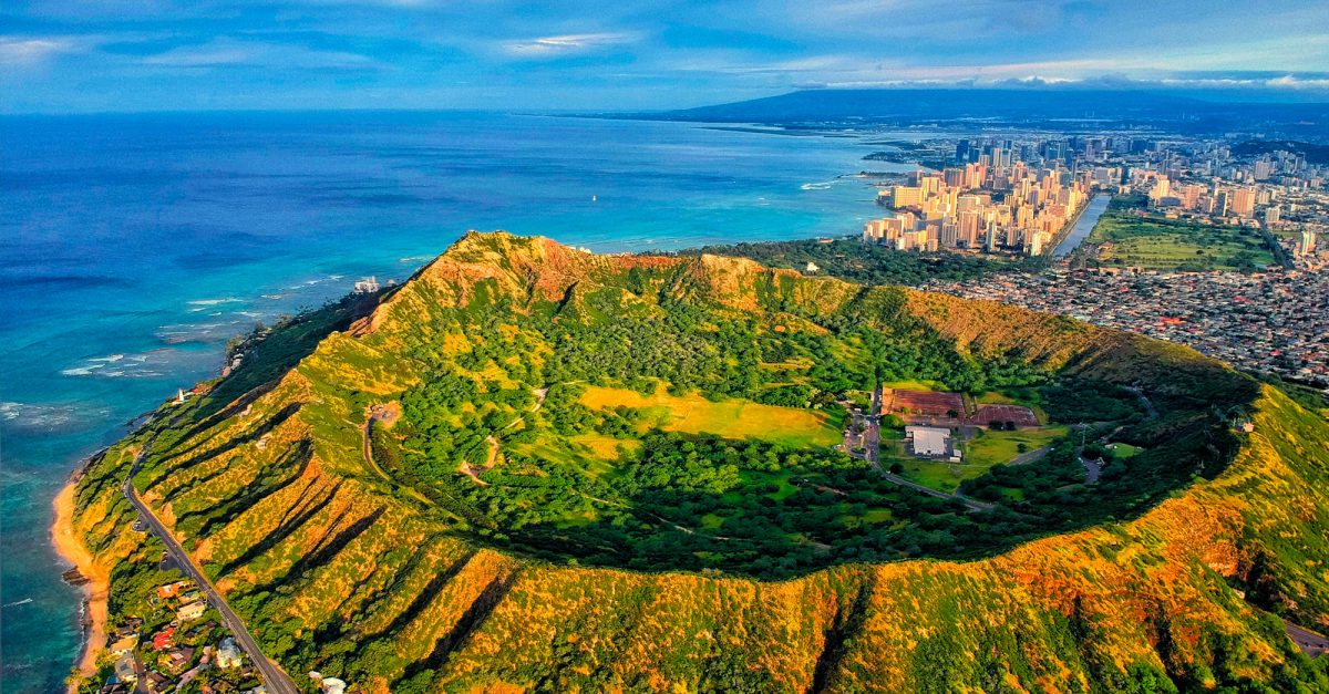 famous landmarks and tourist attractions in hawaii