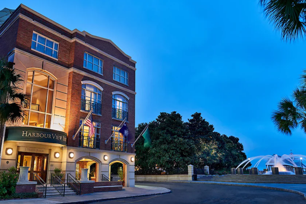 Front entrance of the HarbourView Inn with fountain located in Charleston, SC