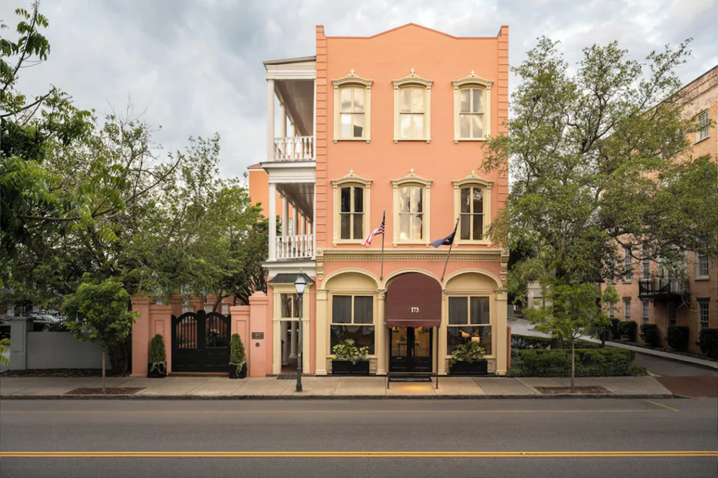 The front entrance to The Meeting Street Inn in Charleston, SC