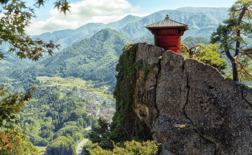 Japan’s Hidden Gems: Where to Go to Avoid The Crowds