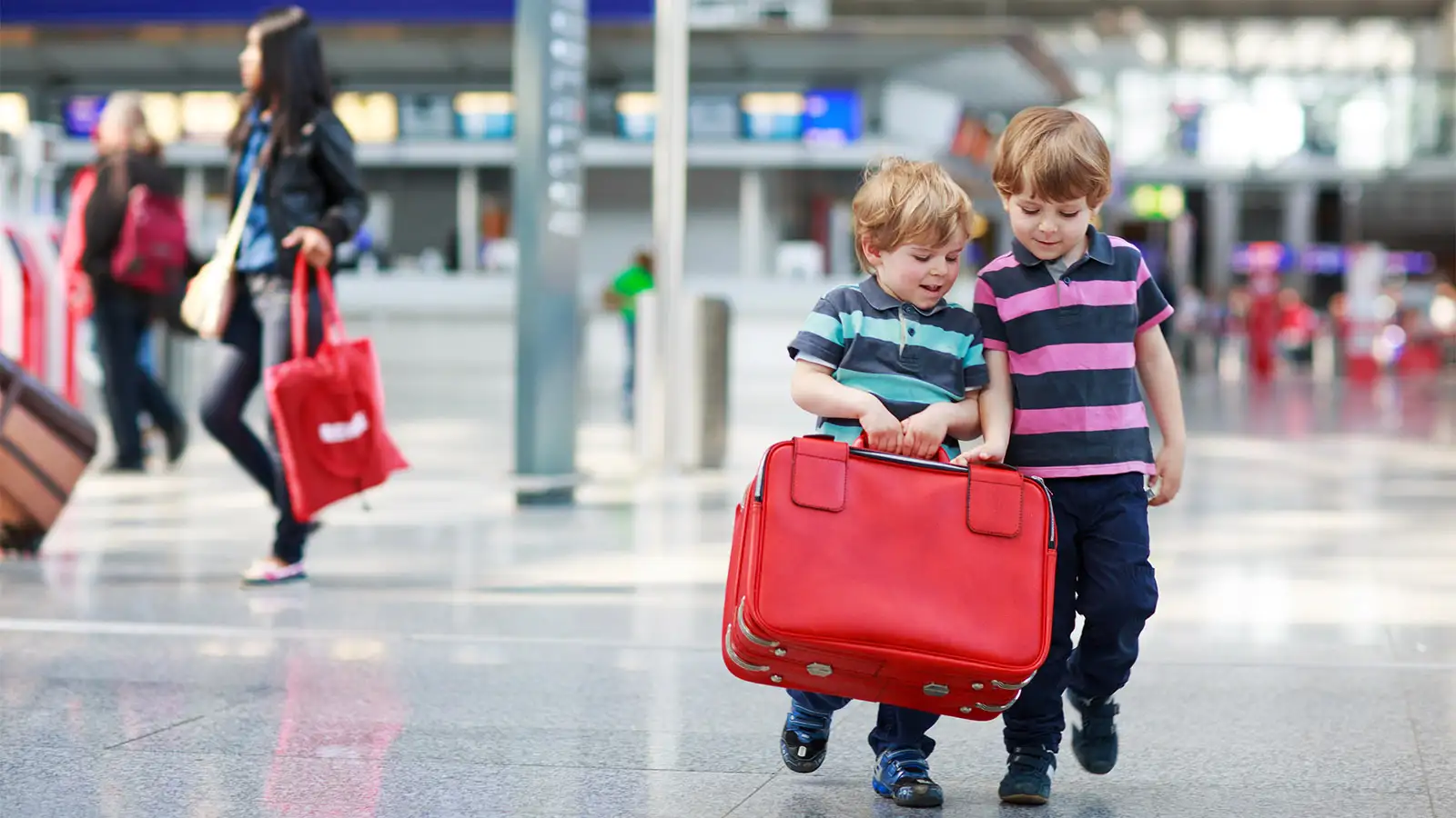Luggage Locks: Should I Lock My Suitcase When I Fly?