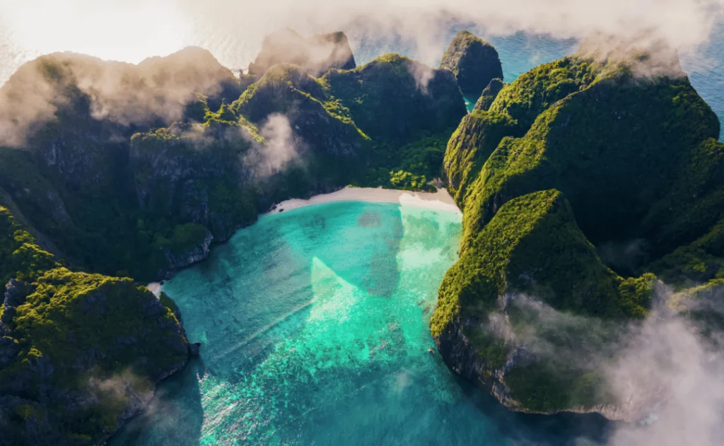 The turquoise clear water of Maya Bay, Koh Phi Phi Thailand. 